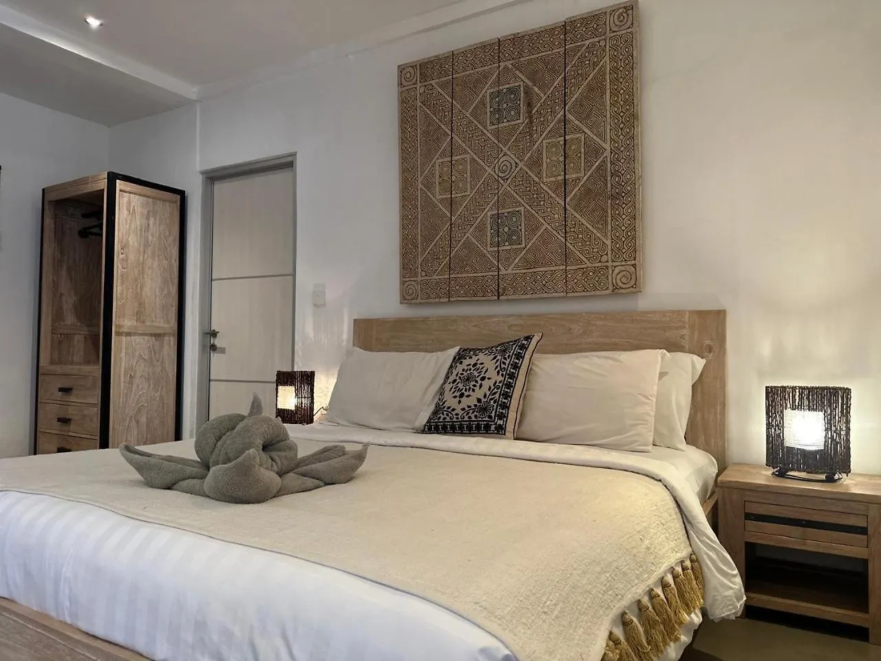 Seminyak 3 Bedrooms Villa Demen Private Pool