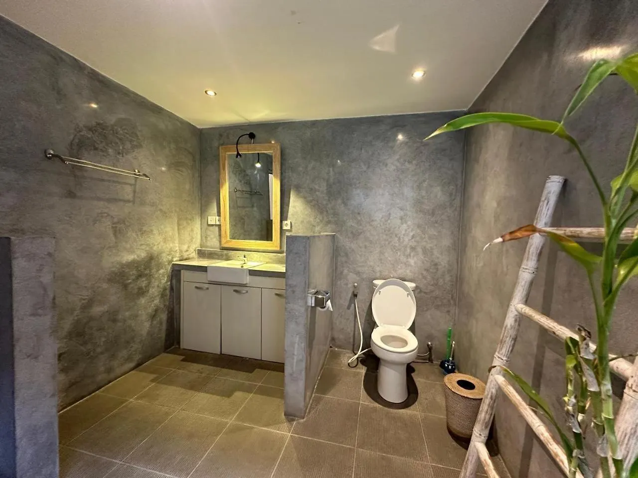 Seminyak 3 Bedrooms Villa Demen Private Pool