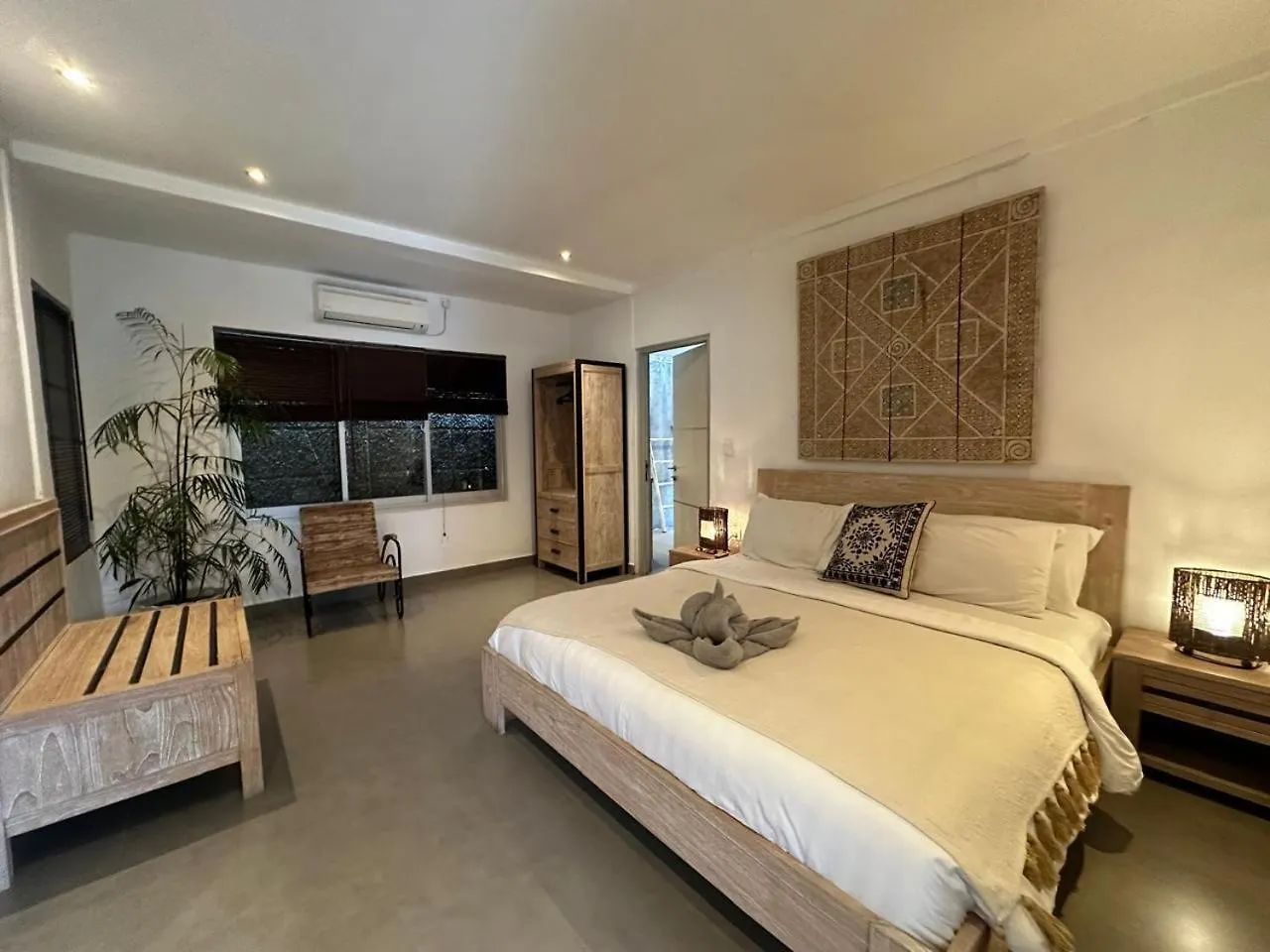 Seminyak 3 Bedrooms Villa Demen Private Pool
